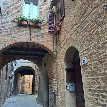 Familiare In Centro Appartement *