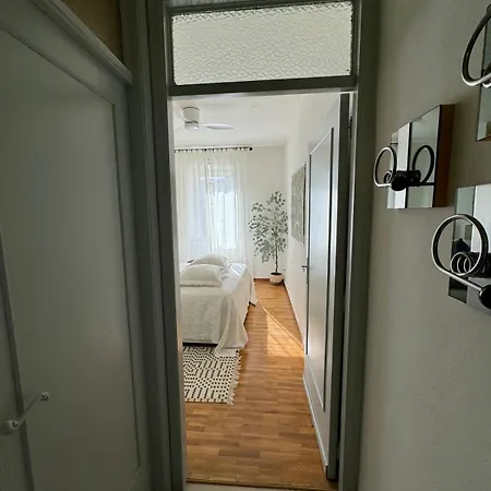 Familiare In Centro Daire